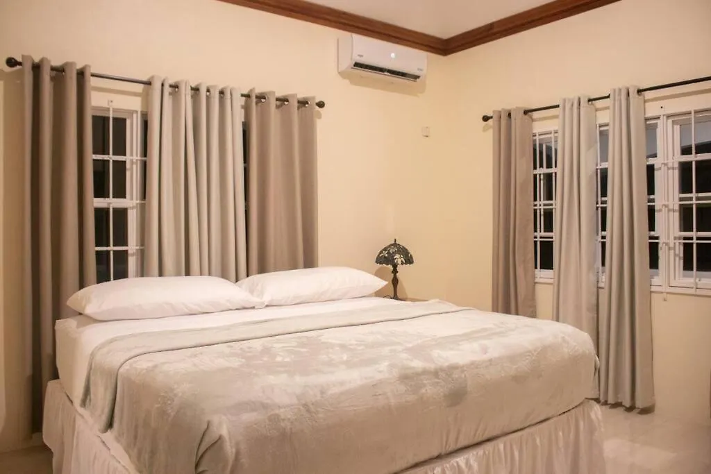 Bourne Paradise Villa Oracabessa 0*,  Jamaika